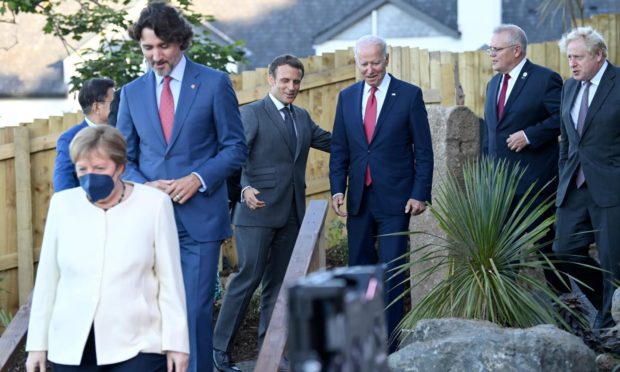 Face masks didn't seem to be high on the list of priorities at the G7 summit in Cornwall