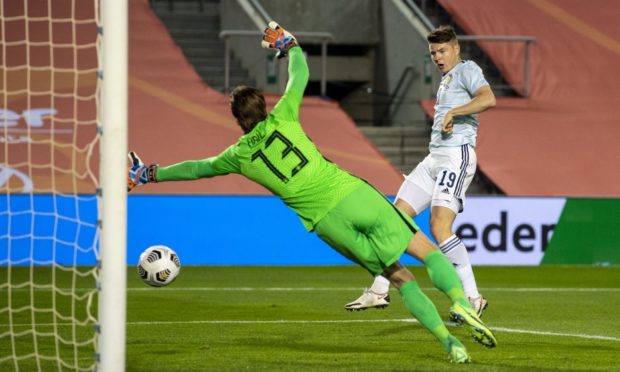 Scotland's Kevin Nisbet scores to make it 2-1 against Holland.