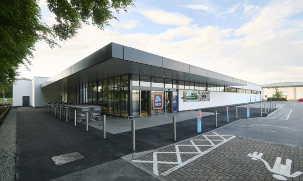 New Aldi store opens doors to Inverness customers following major revamp.