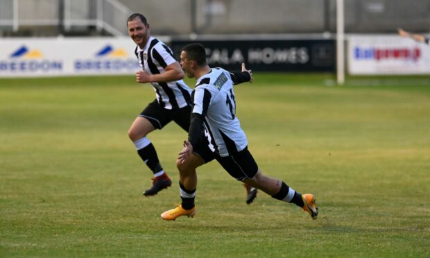Scott Barbour netted twice for Highland League leaders Fraserburgh.