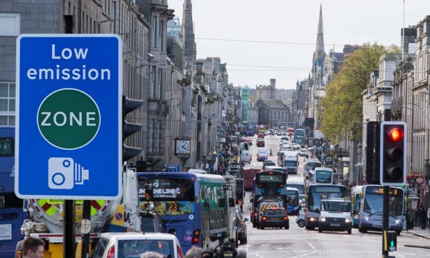 A designer's impression of what Aberdeen City Centre's planned low emission zone signs could look like.
