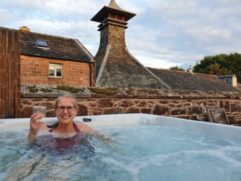 whisky distiller day in scotland