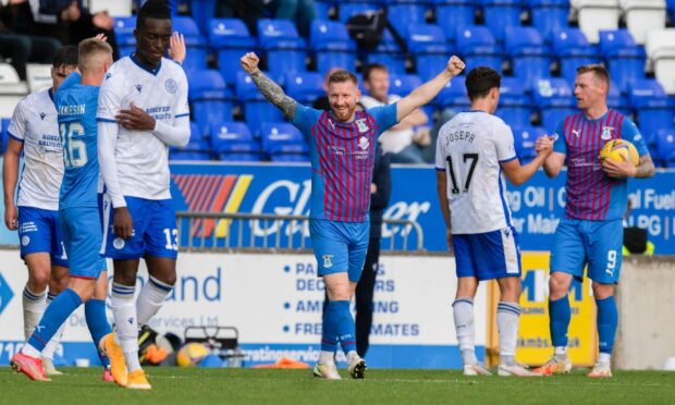 INVERNESS, SCOTLAND - SEPTEMBER 25: MIchael Gardyne (centre celebrates the win at full-time during a cinch Championship match between Inverness Caledonian Thistle and Queen of the South at the Caledonian Stadium, on September 25, 2021, in Inverness, Scotland. (Photo by Mark Scates / SNS Group)