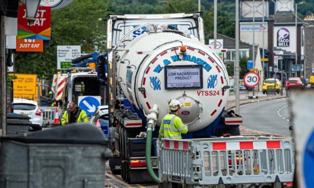 Repair work at Haudagain roundabout. Picture by Wullie Marr.