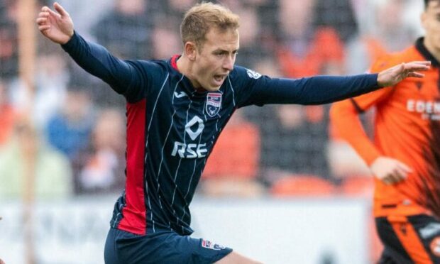Harry Paton in action for Ross County.