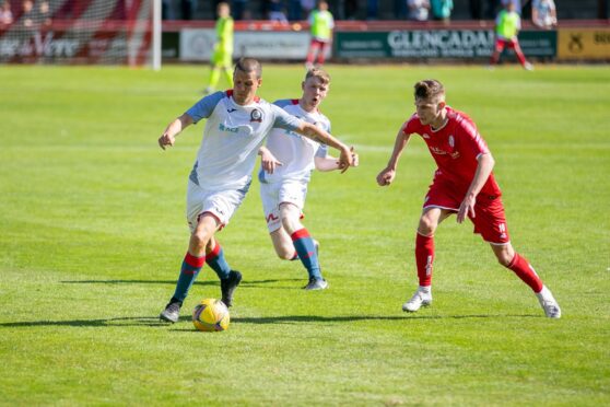 Turriff United player-assistant manager Jamie Lennox, left, hopes they can defeat Fort William