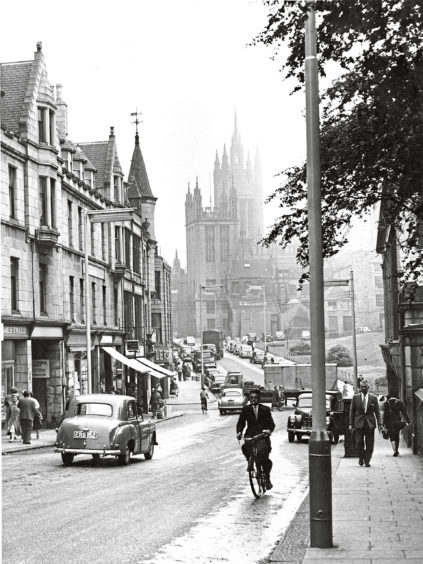 1959: Here's Schoolhill to-day; with some of the intervening buildings removed and a better view of Marischal.