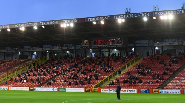The coronavirus pandemic continues to hit Aberdeen with just 500 allowed inside Pittodrie for the 2-1 defeat of Dundee.
