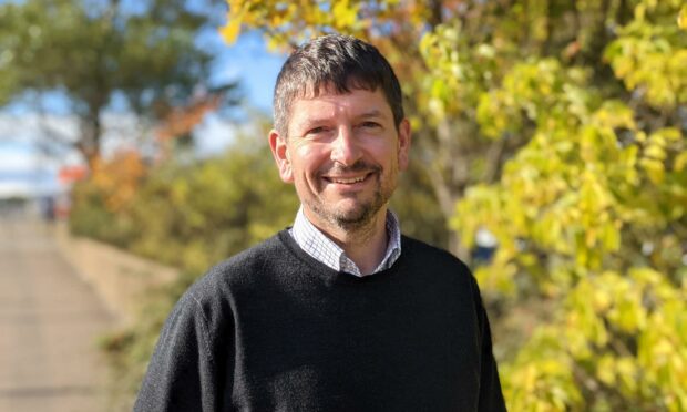 Bruce Skinner, Alto.