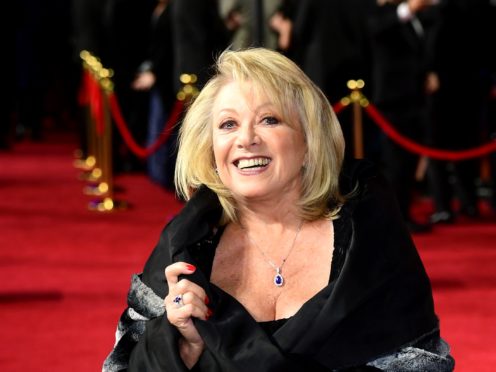 Elaine Paige attending the 1917 World Premiere at Leicester Square, London.