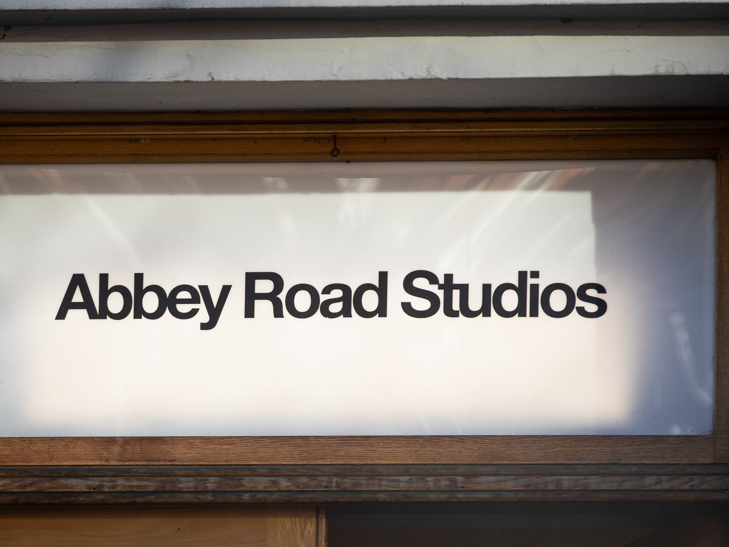 Abbey Road documentary to be directed by Mary McCartney - Vimarsana News