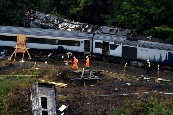 Stonehaven rail crash: Staff failed to impose speed limit despite knowing of hazards on network