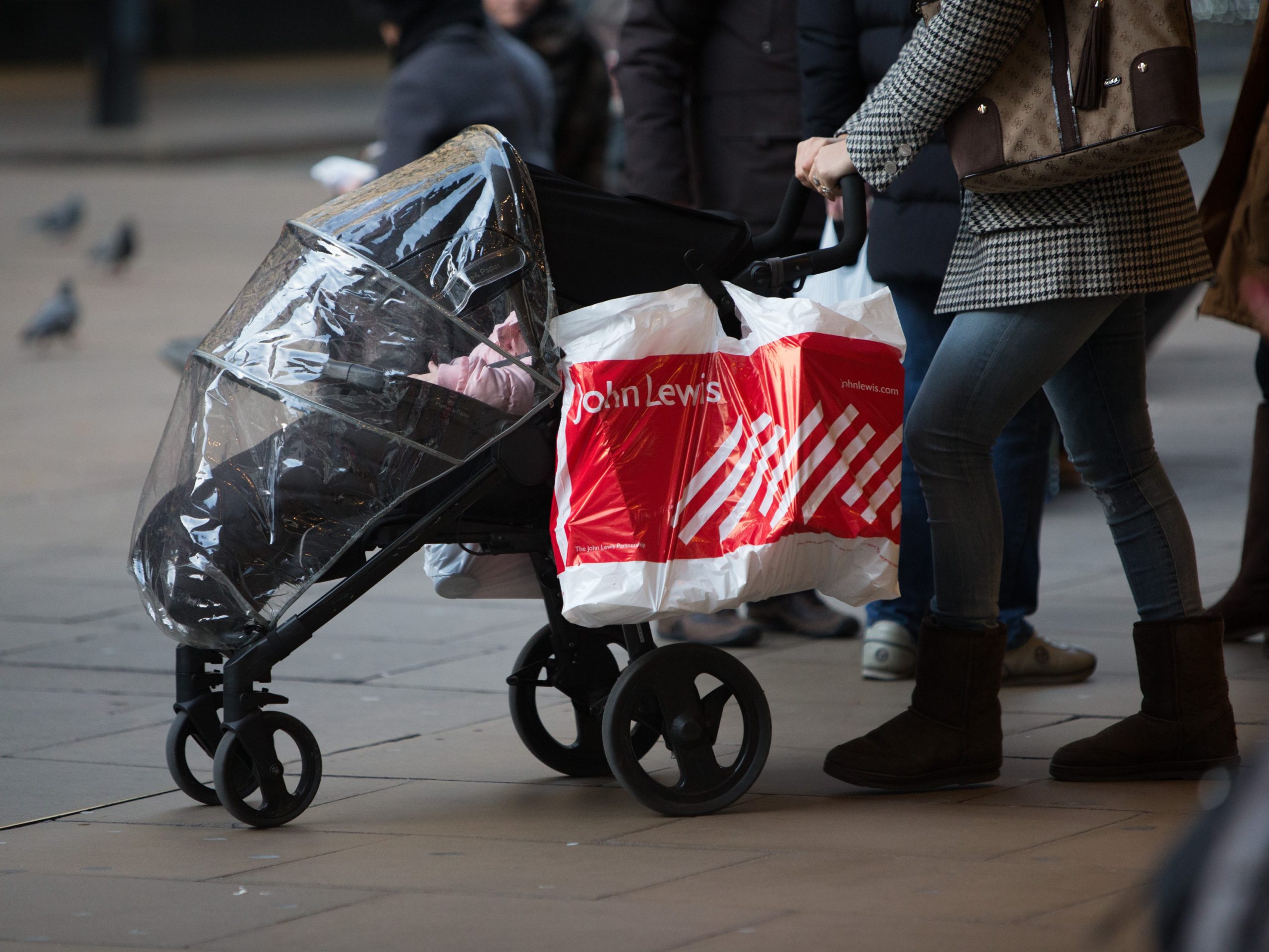 Keep the change: Retailers sign up to 'cash-friendly' pledge launched by Which? - Vimarsana News