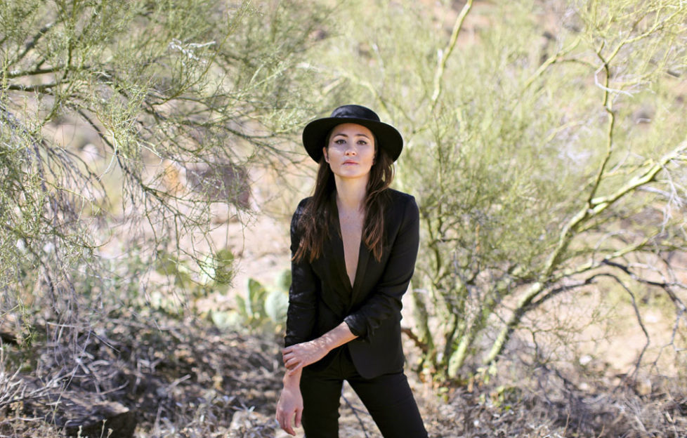 A photoshoot in the desert (Pic: Jane Mingay)