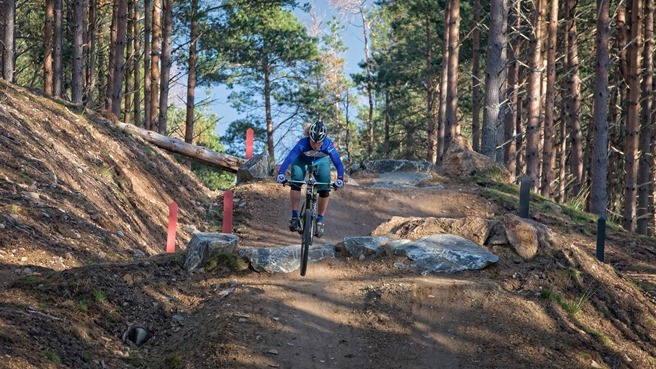 Champion cyclist Lee Craigie tackles the trails at Glenlivet