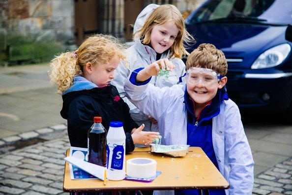 Dundee Science Festival - fun for scientists of all ages