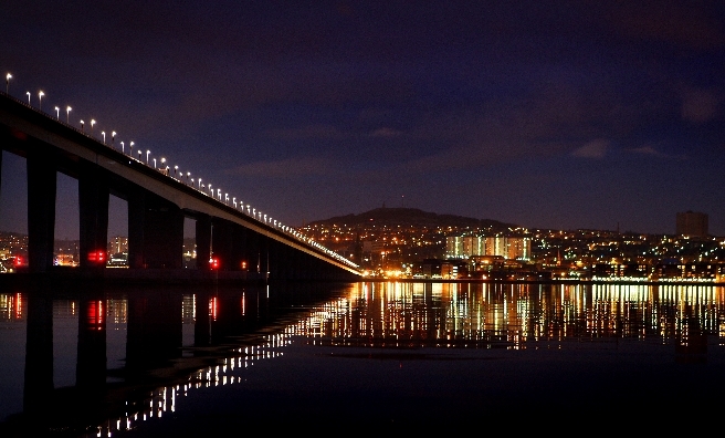 Dundee by night. Photo by Kris Millar