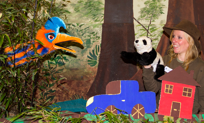 Cheryl Anne at Edinburgh Zoo performs the panda storytelling show