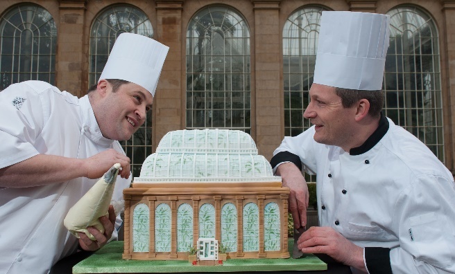 The Royal Botanic Gardens' Chefs with the cake of the Glass House. Photo by Gareth Easton