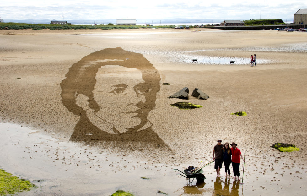 Sand drawing of Franz Schubert on Elie beach, 2014