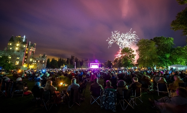 The spectacular sunset at Glamis Prom 2015