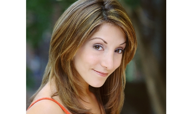 She's back! Broadway star Christina Bianco returns to Scotland for Tonight From The West End.