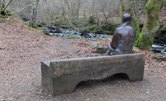 The statue of Burns at the Birks of Aberfeldy