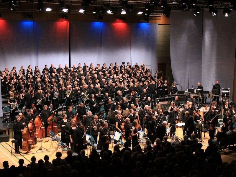 The BBC Scottish Symphony Orchestra and the St Magnus Festival Choir at the 2010 Festival.