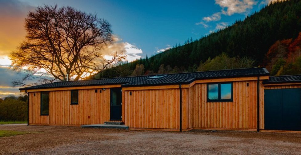 Buytolet a stunning lodge at Balloch Park Scottish Field