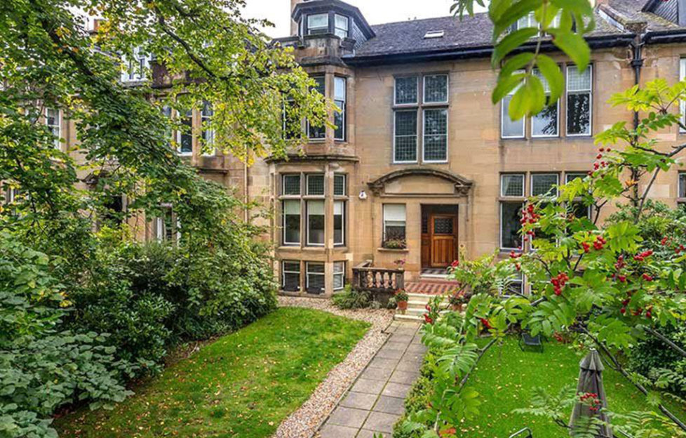A superb four bedroom apartment in Glasgow Scottish Field
