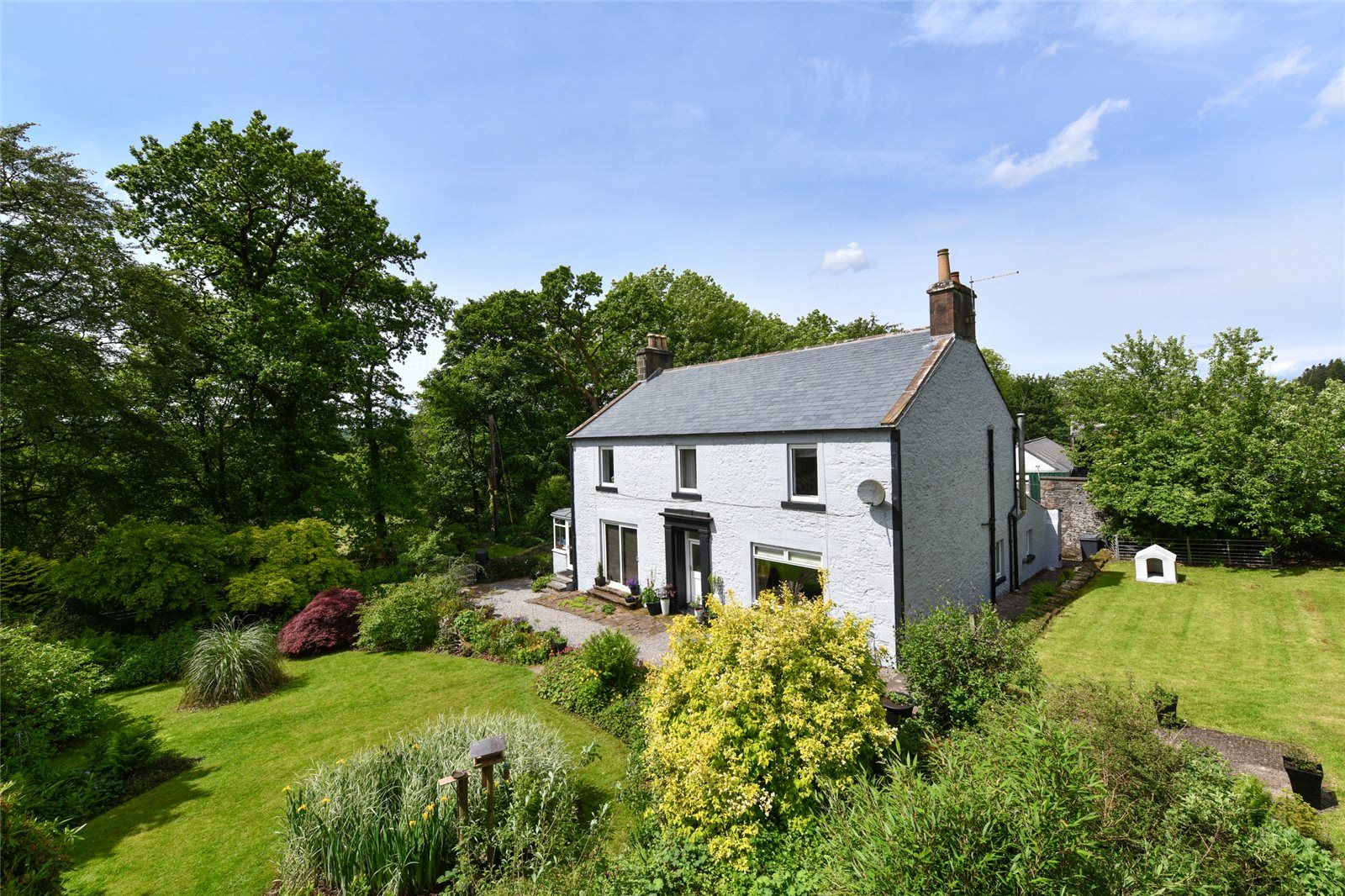 A five bedroom farmhouse set in 40 acres of land Scottish Field