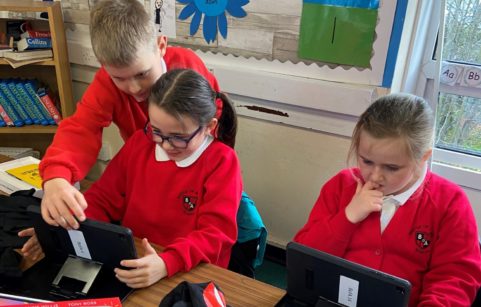 Primary school lunch menu image