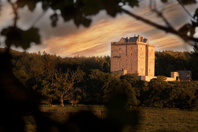 2016-swd-borthwickcastle-exterior-sunset Featured Image for Borthwick Castle