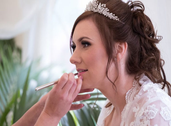 2017-SWD-LeslieSneddon-4 Featured Image for Leslie Sneddon Makeup Artistry