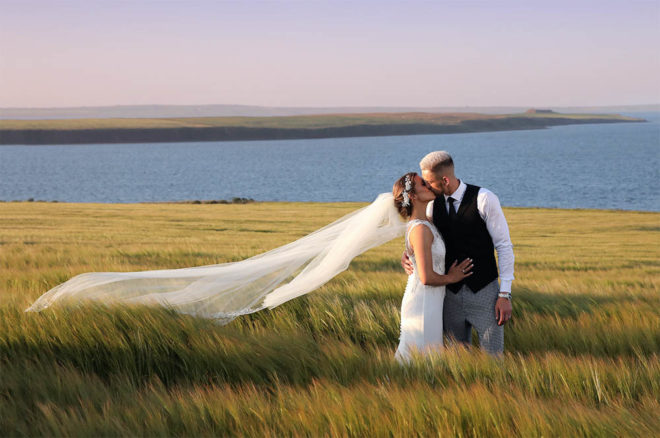 Fiona Scott Photography Wedding at Home in Orkney (30) Featured Image for A DIY Orkney wedding at home with a white, gold and greenery theme