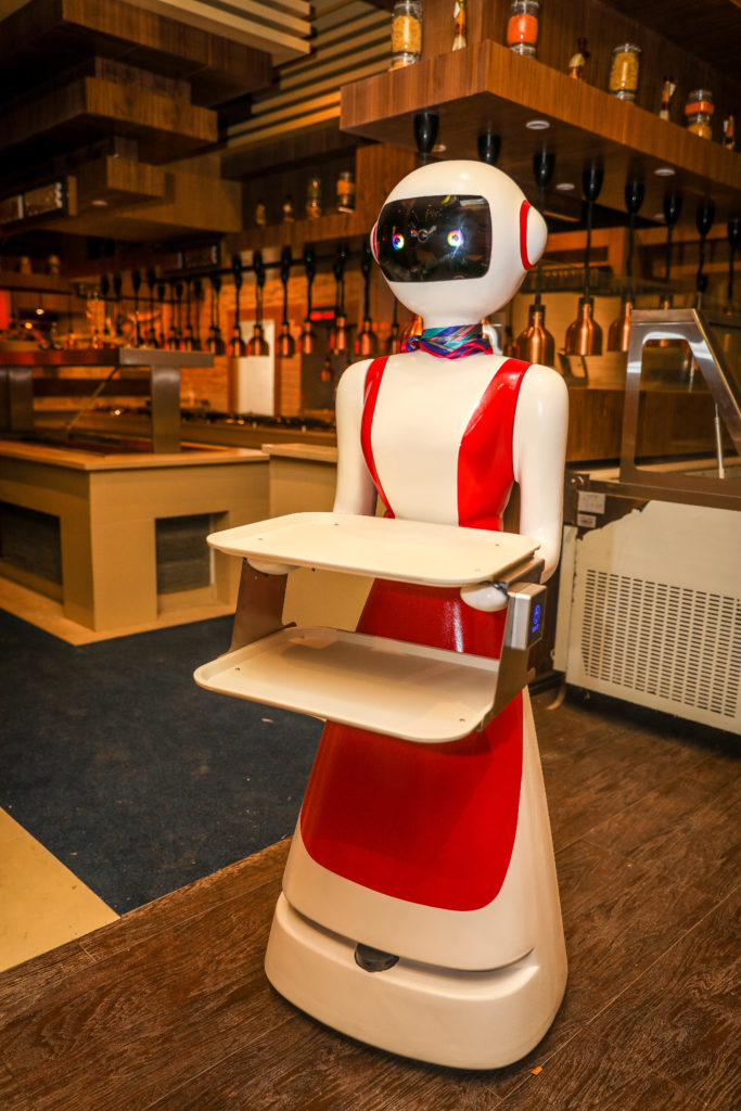 A byte like no other: Dundee's latest restaurant introduces ROBOT