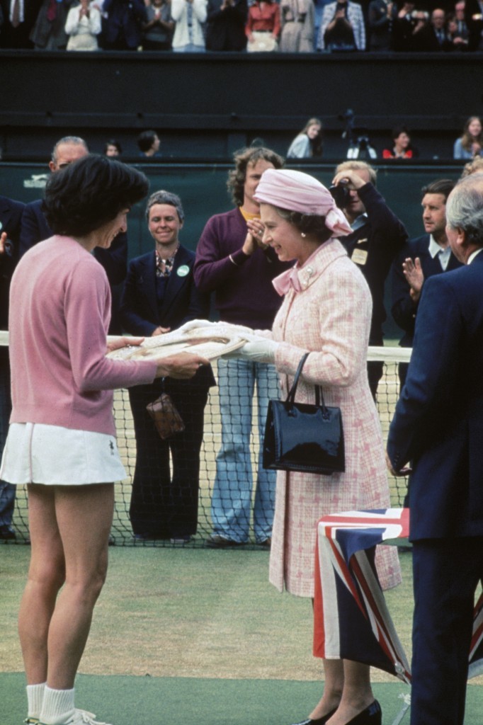 Virginia Wade is presented with the Women's Singles shield by The Queen (Hulton Archive/Getty Images)