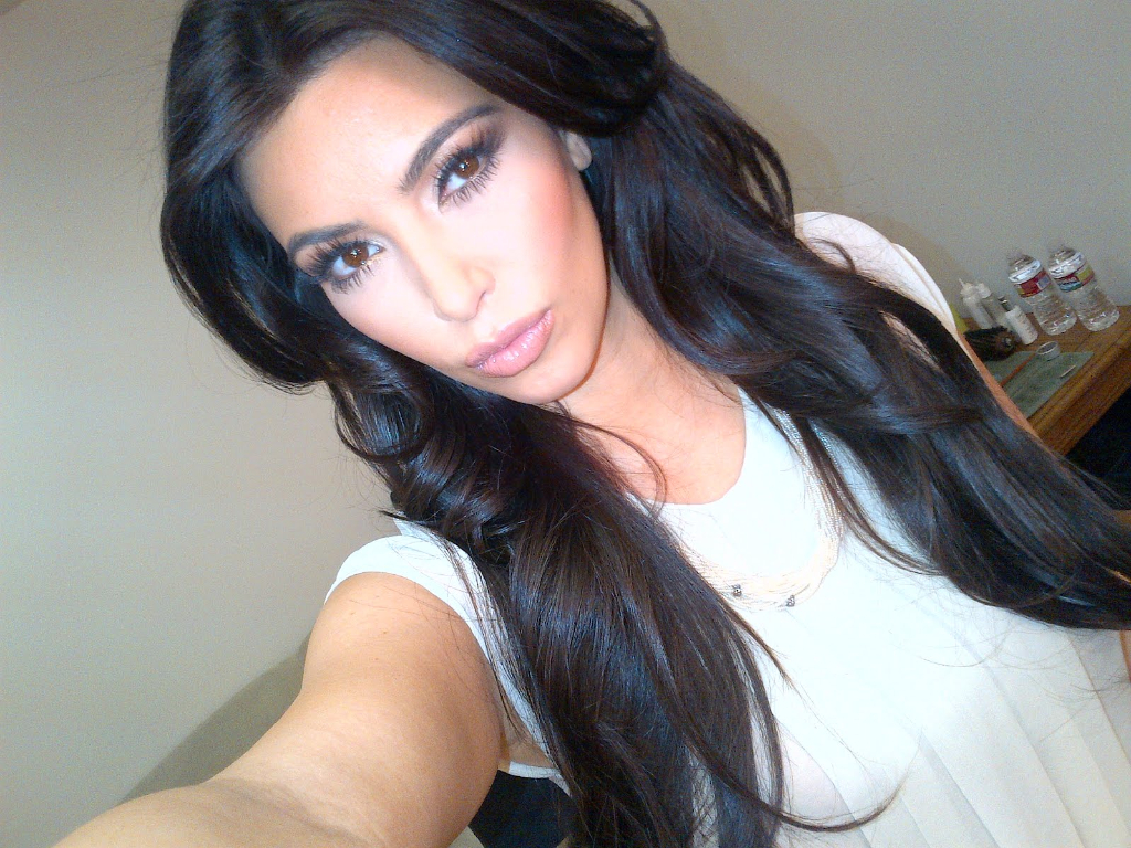 Queen of reality TV Kim Kardashian is selfie-obsessed (Kim Kardashian / Instagram)
