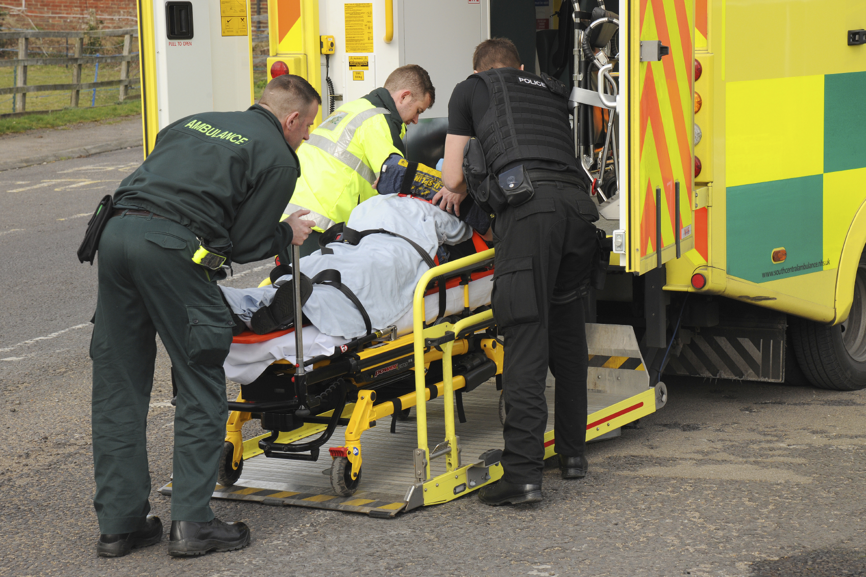 Ambulance crews (Getty Images)