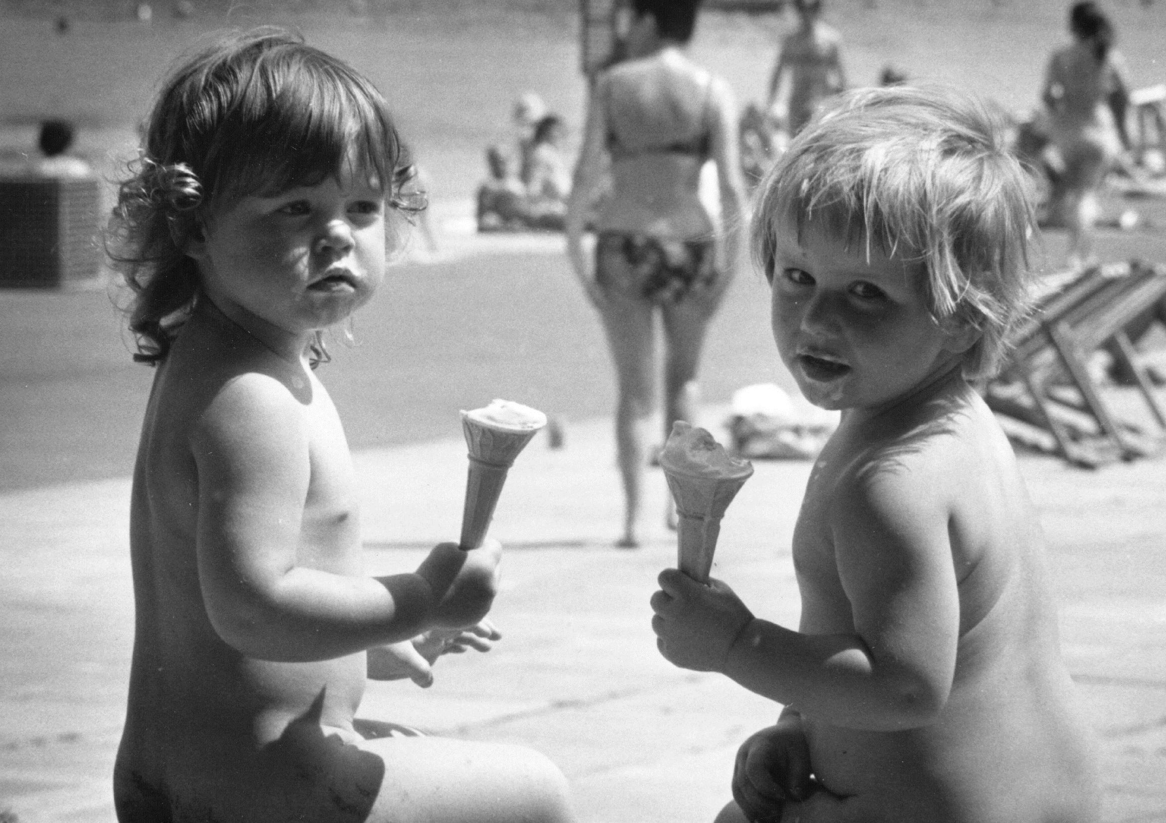 On the beach, 1976 (Evening Standard/Getty Images)