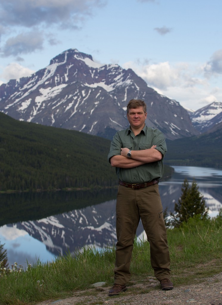Ray Mears in Glacier Park, Montana (Tin Can Island Ltd / Phil Coles)
