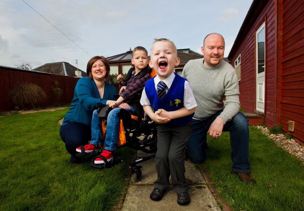 Donald with parents Susan and Paul and brother Lachlan (Andrew Cawley / DC Thomson)