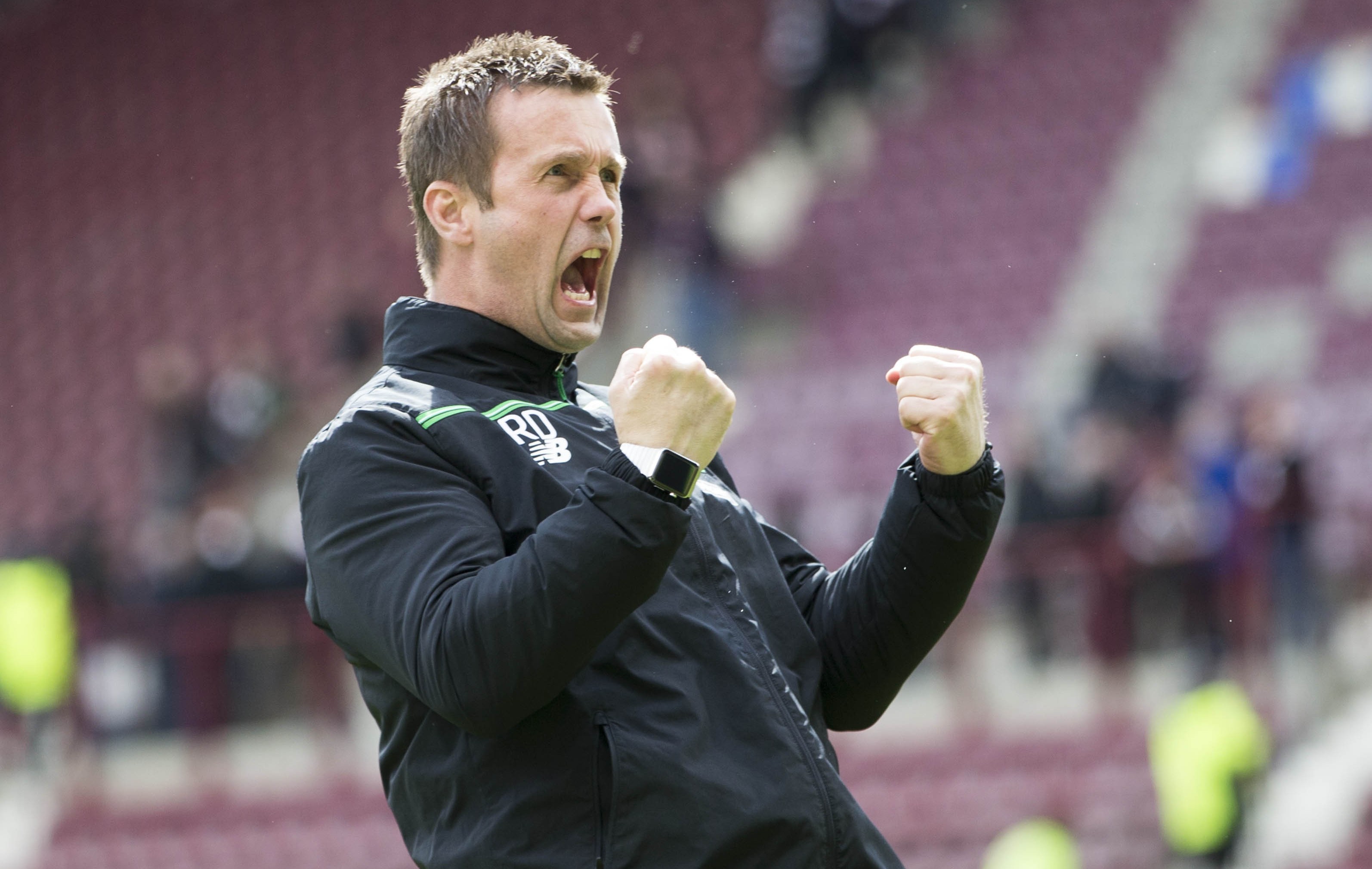Celtic manager Ronny Deila celebrates at the final whistle (Jeff Holmes/PA Wire)