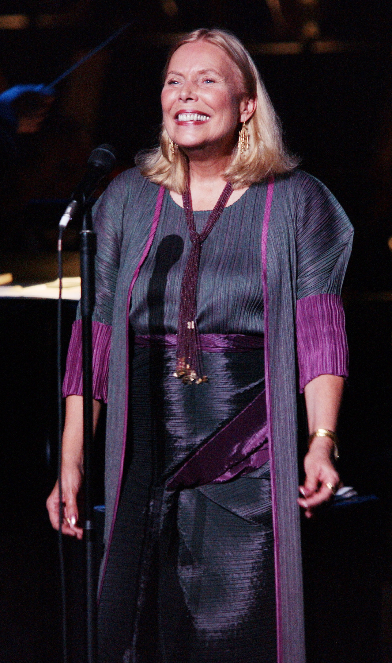 Joni Mitchell (Robert Mora/Getty Images)