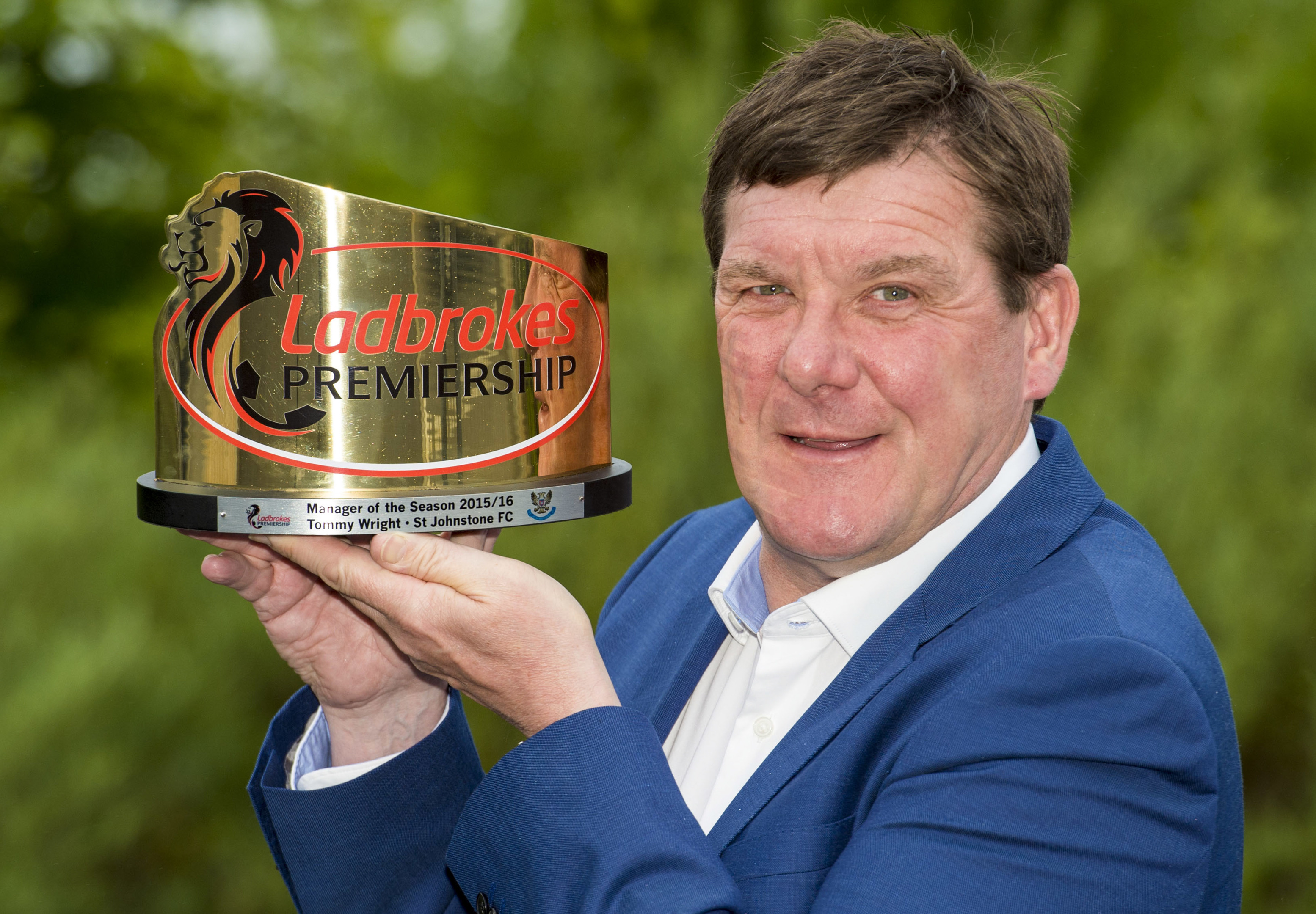 St Johnstone manager Tommy Wright is awarded the Ladbrokes Manager of the Season trophy (Alan Harvey / SNS Group)