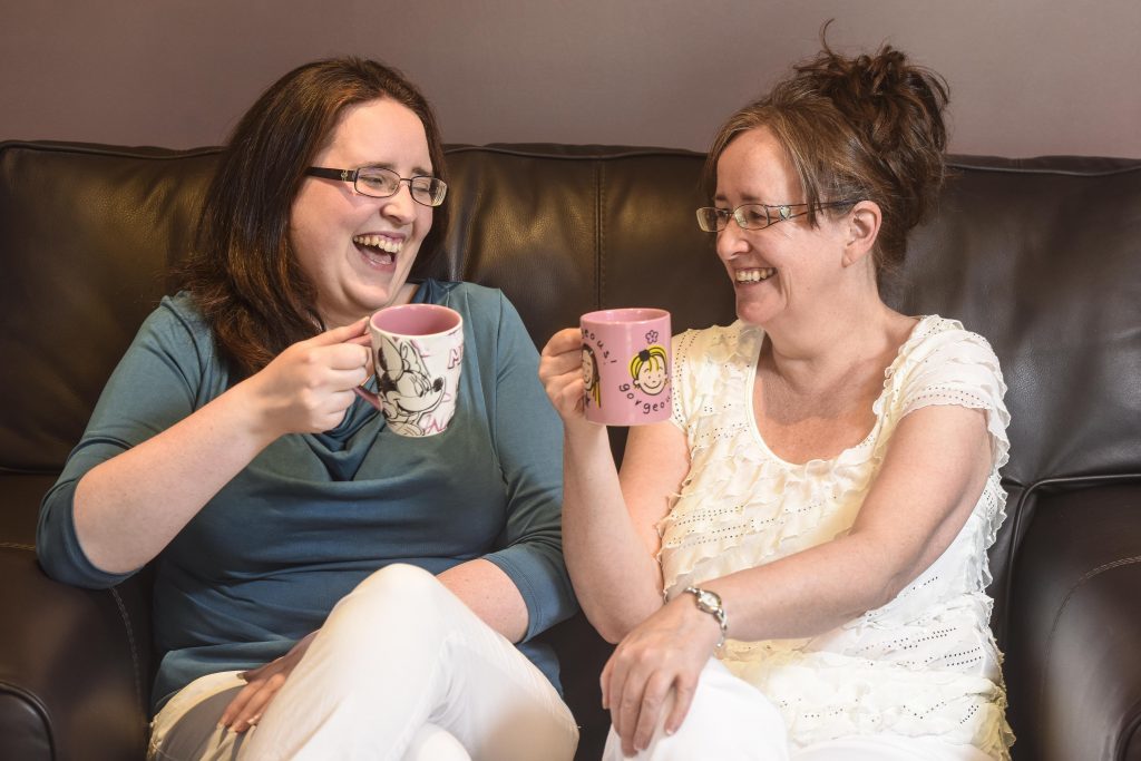 Rachael and mum Elaine  (Dan Rowlands / Mercury Press)