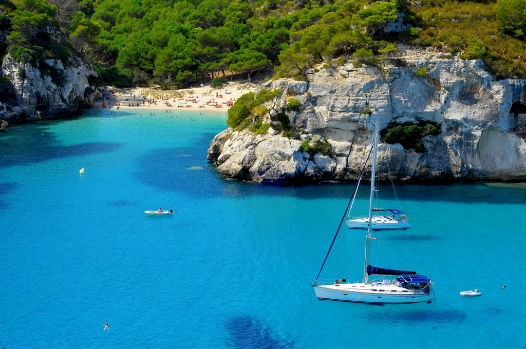 cala-mitjaneta-menorca