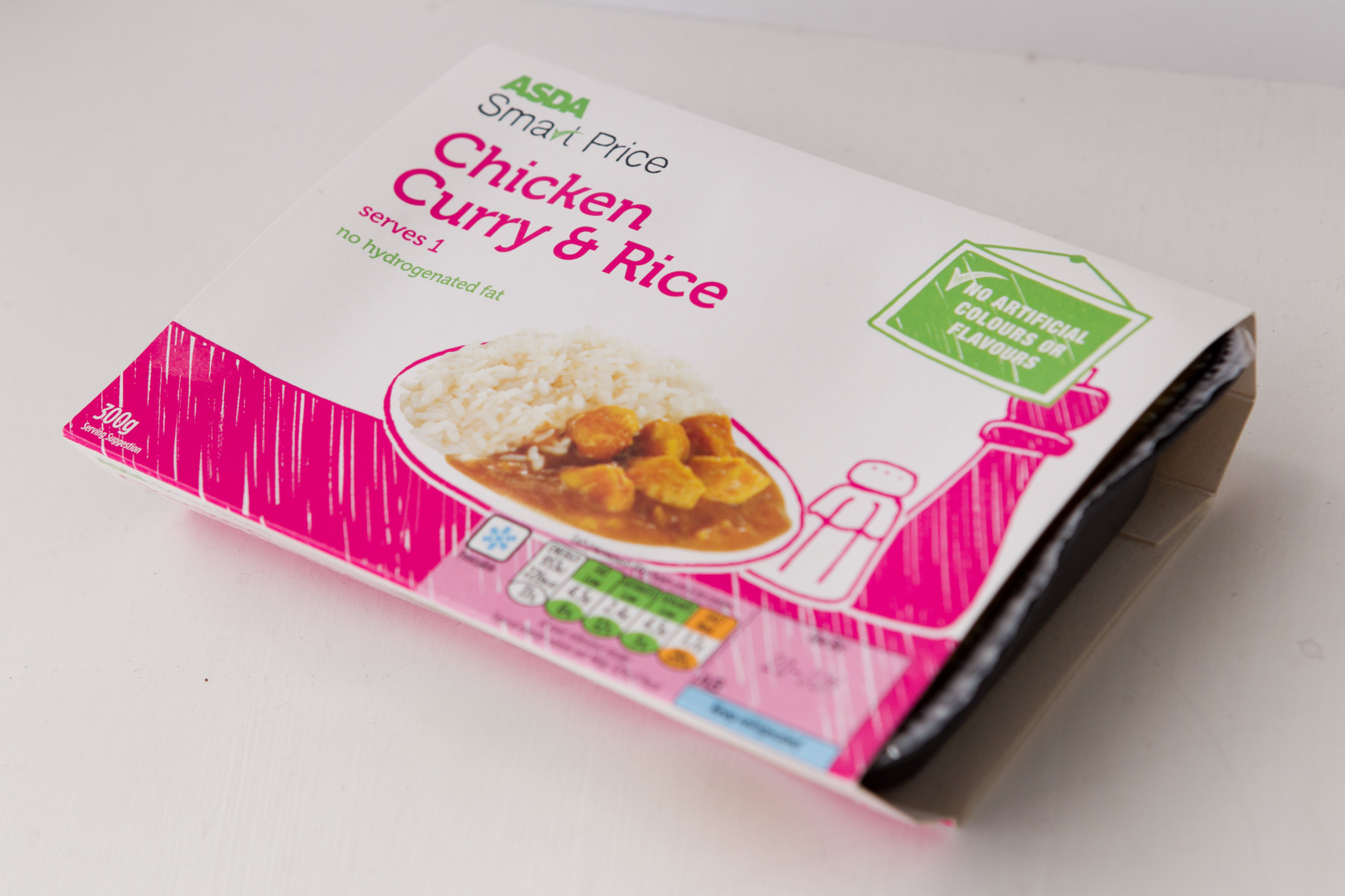 2/6/2016. Sunday Post. Andrew Cawley. Product shots of ready meals: Asda Chicken Curry and Rice.