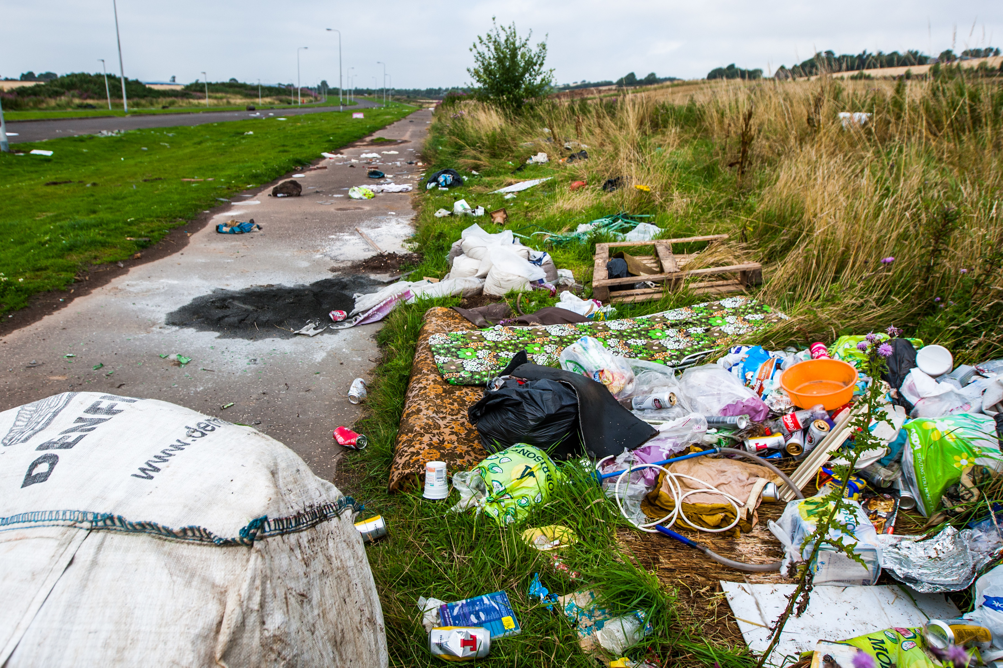 Mess and rubbish left behind after Travellers campsite moves on, Dundee (Steve MacDougall / DC Thomson)