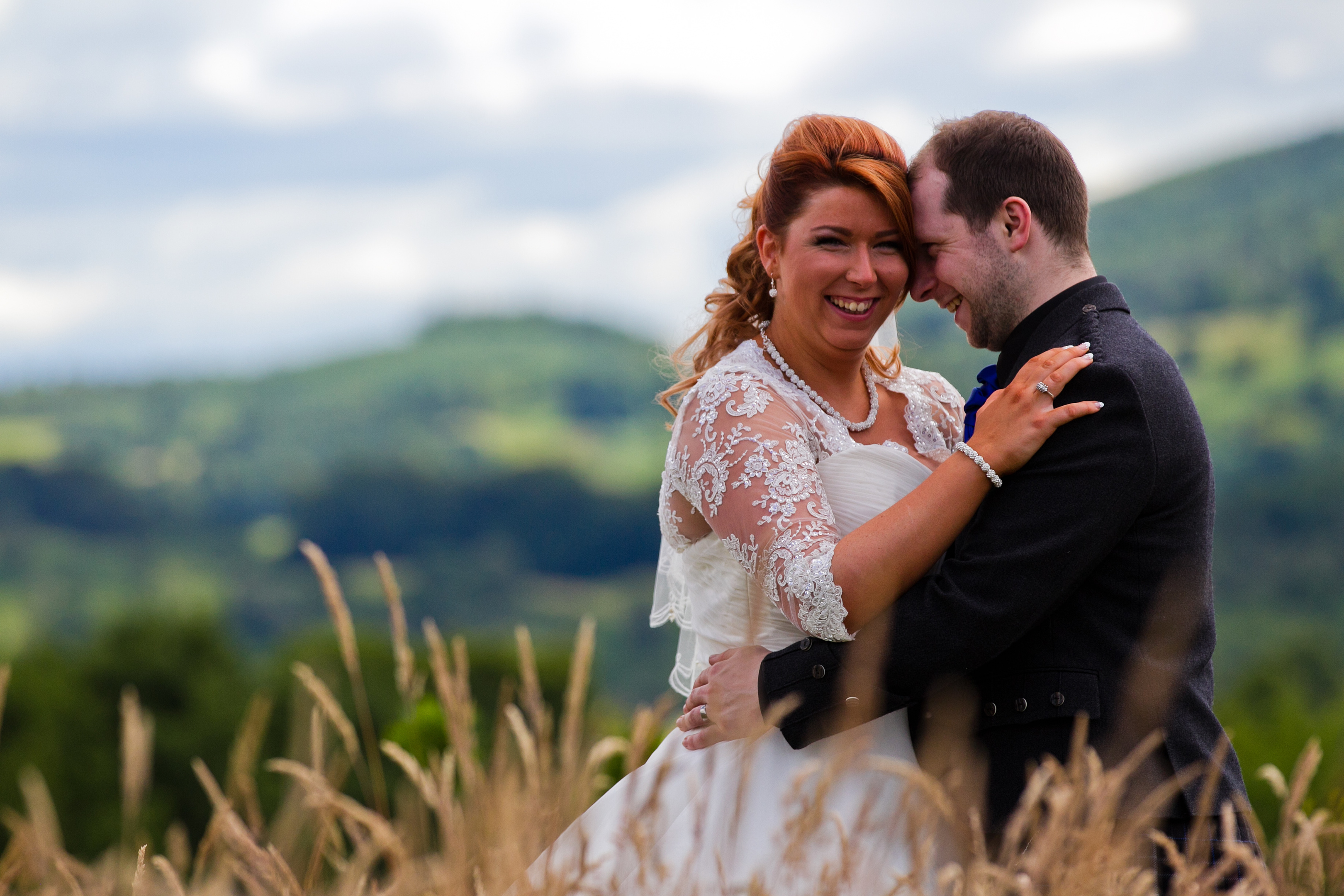 Sarah Dawson marrying her partner, Mark (Andrew Cawley / DC Thomson)